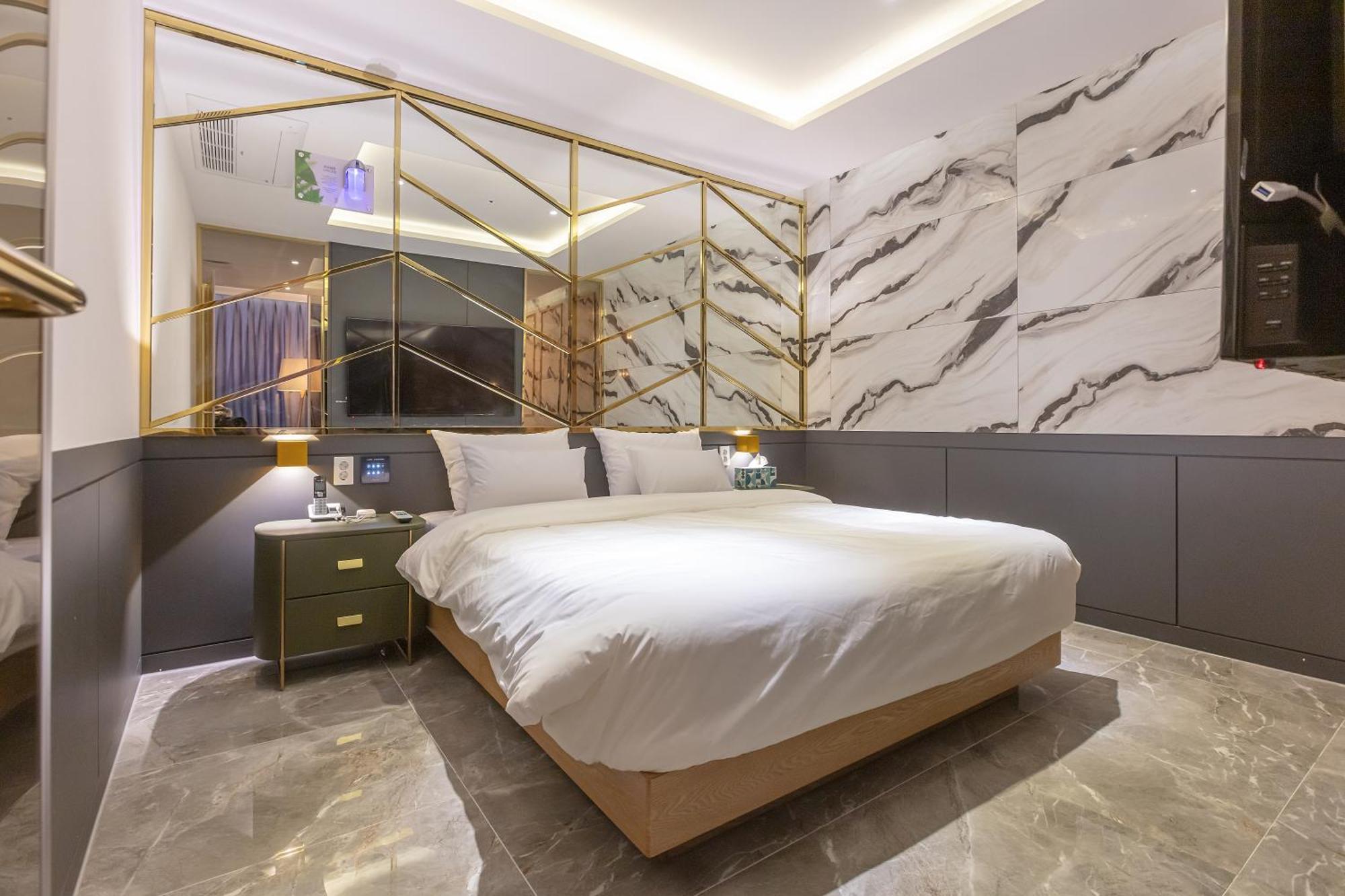 Nomad Hotel Gimhae Ngoại thất bức ảnh